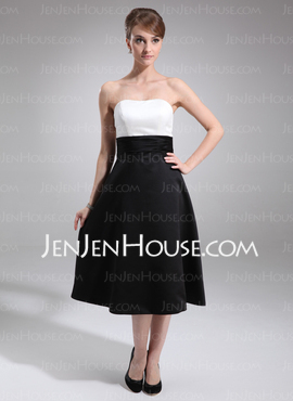 A-Line/Princess Sweetheart Knee-Length Satin Bridesmaid Dress With Ruffle (007004048)