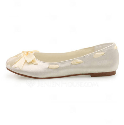 Satin Flat Heel Closed Toe Flats Wedding Shoes With Bowknot Ribbon Tie (047005458)