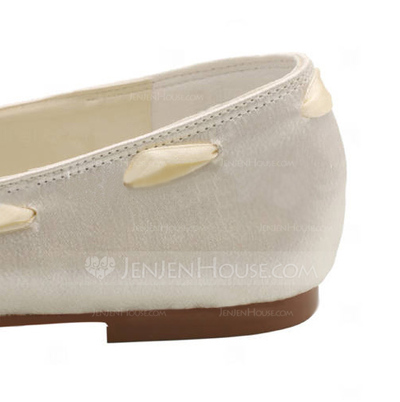Satin Flat Heel Closed Toe Flats Wedding Shoes With Bowknot Ribbon Tie (047005458)