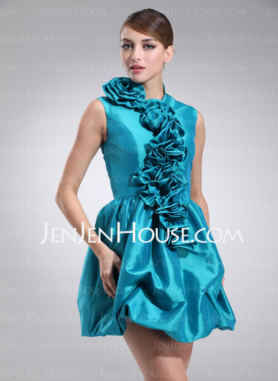 A-Line/Princess Scoop Neck Short/Mini Taffeta Homecoming Dress With Ruffle (022021141)