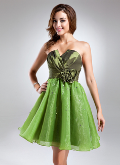A-Line/Princess Scalloped Neck Knee-Length Taffeta Organza Cocktail Dress With Ruffle Beading Flower(s) (016015589)