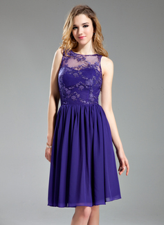 A-Line/Princess Scoop Neck Knee-Length Chiffon Tulle Bridesmaid Dress With Lace (007019648)