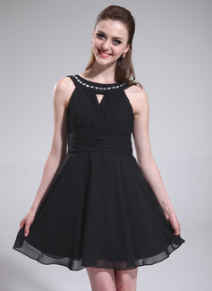 A-Line/Princess Scoop Neck Knee-Length Chiffon Homecoming Dress With Ruffle Beading (022025587)