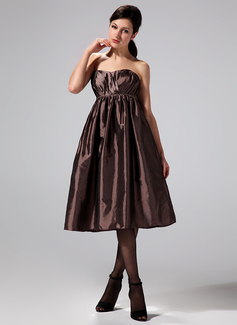 Empire Sweetheart Knee-Length Taffeta Maternity Bridesmaid Dresses With Ruffle (045022488)