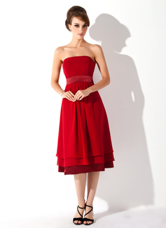 A-Line/Princess Strapless Knee-Length Chiffon Charmeuse Maternity Bridesmaid Dresses With Ruffle (045004379)