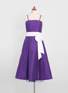 A-Line/Principessa Sotto il ginocchio Taffeta Abito per damigelle junior con Sash (009022499)