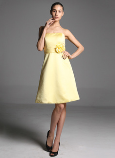 Vestidos princesa/ Formato A Sem alça Na altura do joelho cetim Vestido de madrinha com Pregueado fecho de correr (007005162)