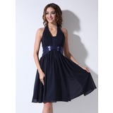 A-Line/Princess Halter Knee-Length Chiffon Sequined Homecoming Dress With Ruffle (022020628)