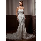 Meerjungfrau-Linie Herzausschnitt Kapellen Schleppe Satin Spitzen Brautkleid mit Perlen verziert Pailletten (002014265)