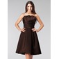 A-Line/Princess Scalloped Neck Knee-Length Satin Bridesmaid Dress With Ruffle (007005206)