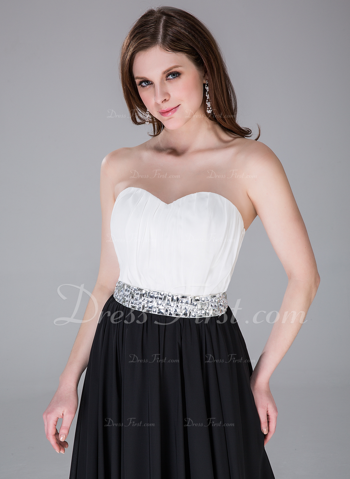 A-Line/Princess Sweetheart Ruffle Tiered Basque Waist Prom Dresses with Ruched main image 1