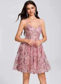 A-line V-Neck Short Lace Homecoming Dress With Sequins 