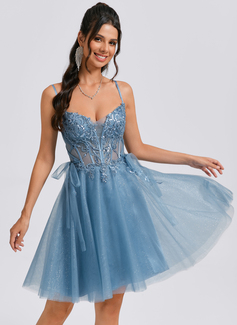 A-line V-Neck Short Tulle Homecoming Dress With Sequins Beading Appliques Lace 