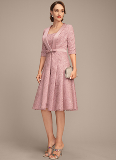 A-line Square Knee-Length Satin Lace Mother of the Bride Dress With Pleated Sequins 