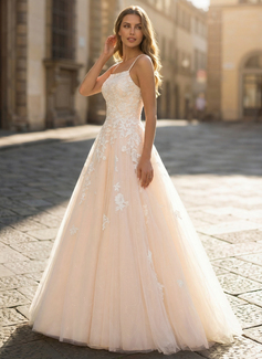 Jurk van tule met vierkant spaghetti pailletten