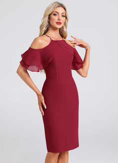 Jurk medium van de chiffon met koude schouder