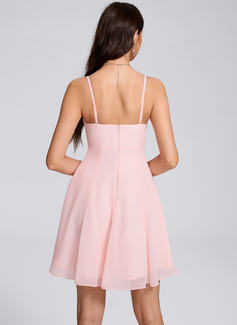 A-line V-Neck Short Chiffon Homecoming Dress With Ruffle 