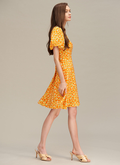 Blomstertrykk V-hals A-line kjole Bomullsblanding Mini Motekjoler 