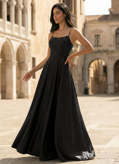 Kjole i Sateng med Spaghetti paljetter