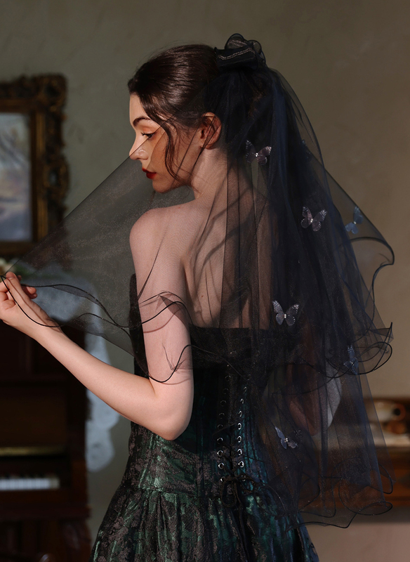 Bow Butterfly Pencil Edge Two Tier Bridal Fingertip Length 31" Wedding Veils With Blusher 