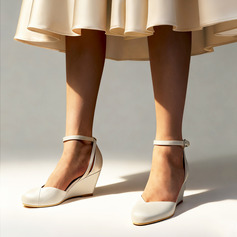 Женский Свадебная обувь Satin Танкетка Круглый носок Свадебные Каблуки Обувь подружки невесты элегантный Винтаж просто свадьба Вечер обувь 