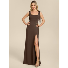 Robe fourreau à col carré en jersey stretch