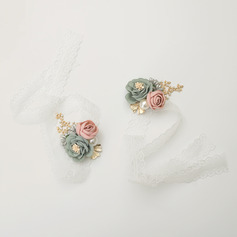 2 kpl keinotekoinen hääkukat silkki ruusut ranne kukkakimppu 