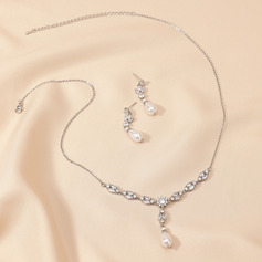 Elegant Cubic Zirconia Pearl Wedding Necklace Earrings Jewelry Sets (Set of 2) (011290709)