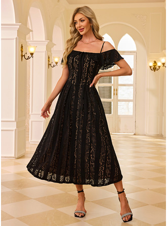Ombro a ombro renda midi vestido