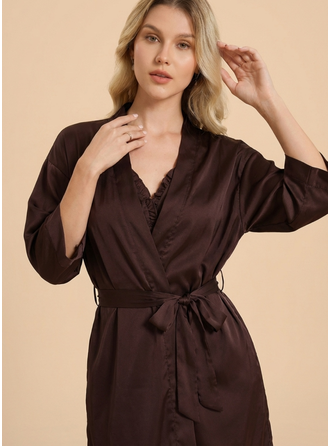 Ensemble robe de chambre satin caraco volant manches trois quarts