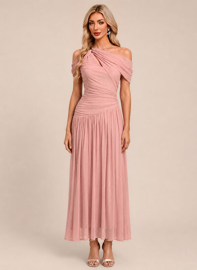 Robe maxi à col américain en résille