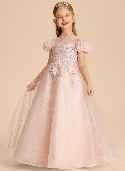 Robe trapèze en dentelle