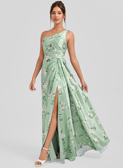 Robe de demoiselle d'honneur trapèze une épaule longueur ras du sol satin mat avec volants 