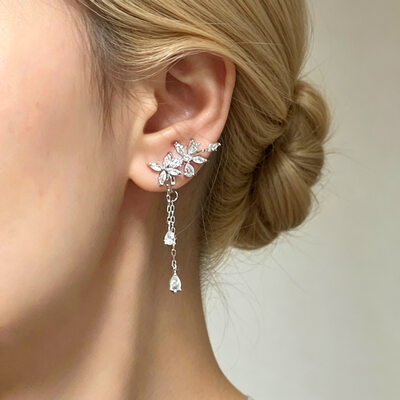 Charming Rhinestone Tassels Drop Earrings 
