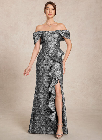 Reto ombro a ombro babados jacquard vestido