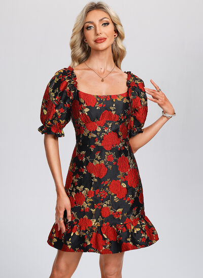 Sheath/Column Square Short Jacquard Cocktail Dress With Ruffle Floral Print 