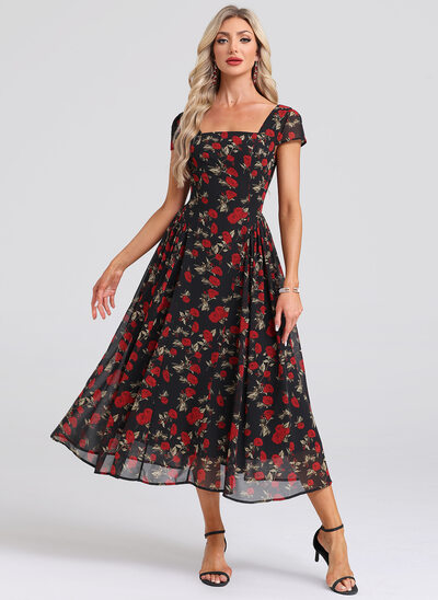 Robe midi avec imprimé fleur en mousseline