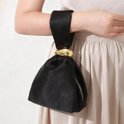 Elegant Wedding Party Prom Evening Satin Evening Bags in Black 